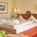 Ludwig Sports Hotel